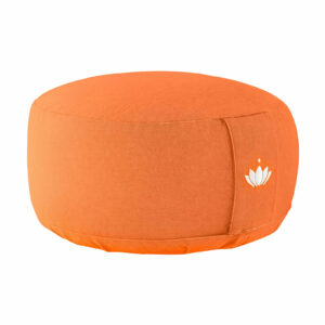 Meditationskissen in orange. Lotus eingestickt