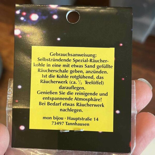 Rückseite der Verpackung von Produkten von World of Incense